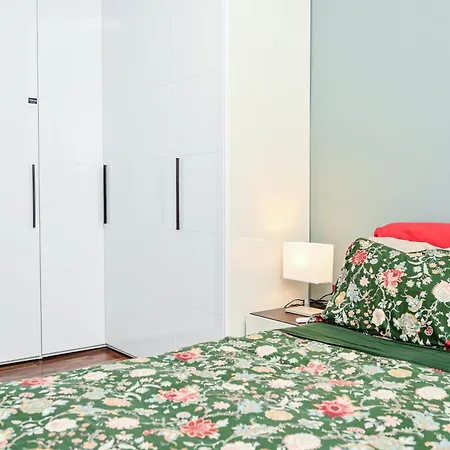 Fr25 Holidays And Workstays *